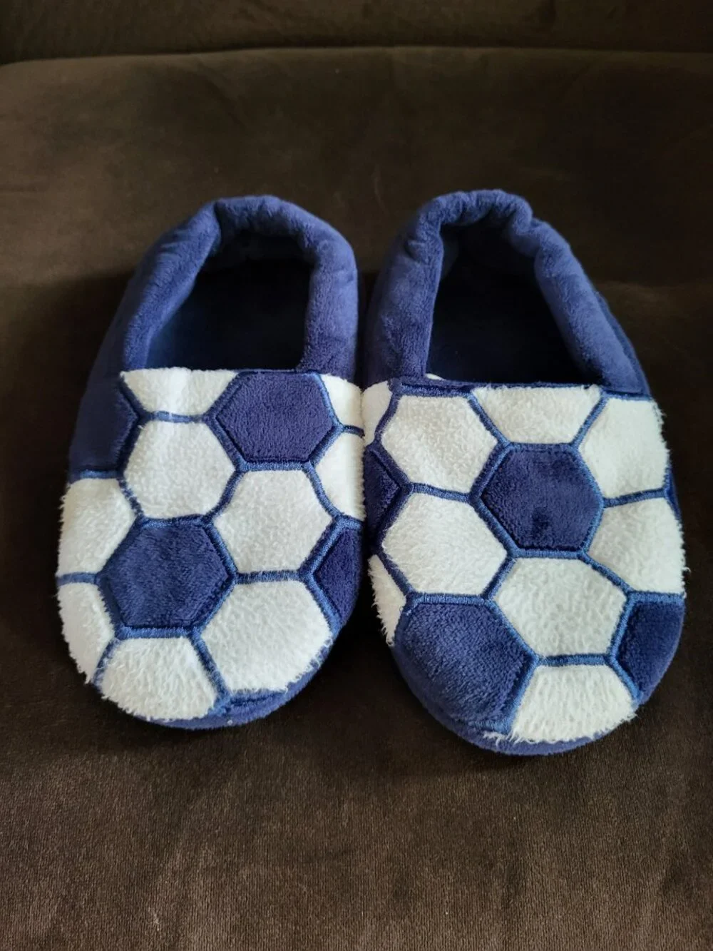 Boys Soccer Slippers size 12/13
